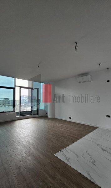 One North Lofts Pipera, studio cu priveliste panoramica si terasa.